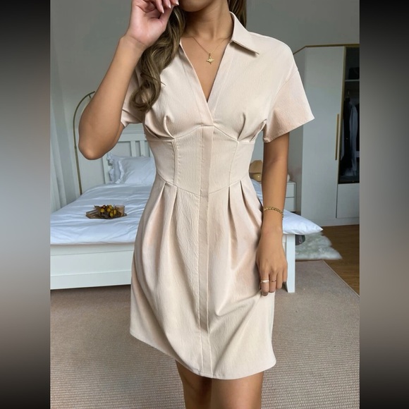 SHEIN Dresses & Skirts - 🤎NEW SHEIN MINI KHAKI COLORED DRESS🤎